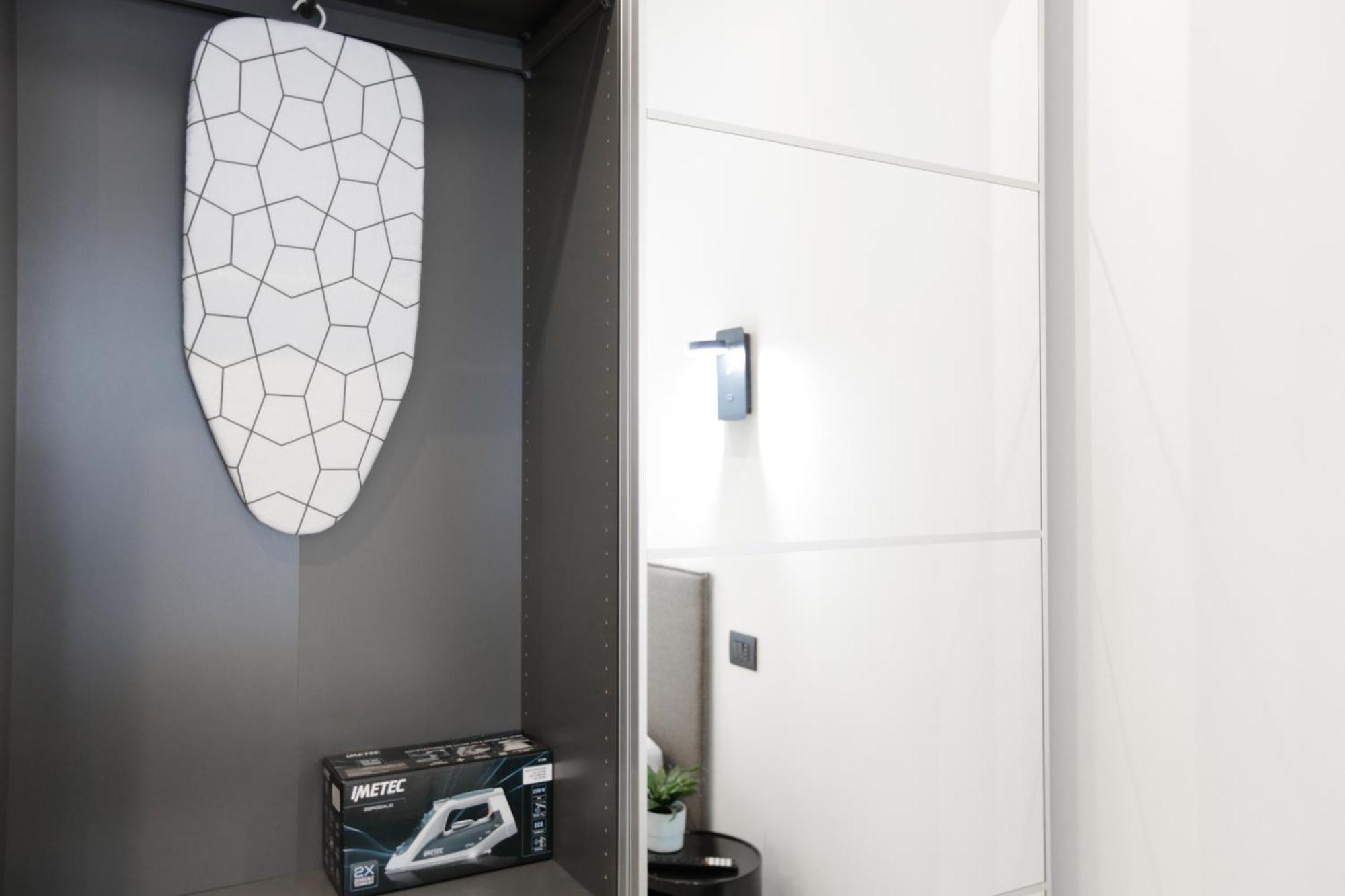 New Modern Flat 10 Minutes Walk From Central Station Milano Dış mekan fotoğraf